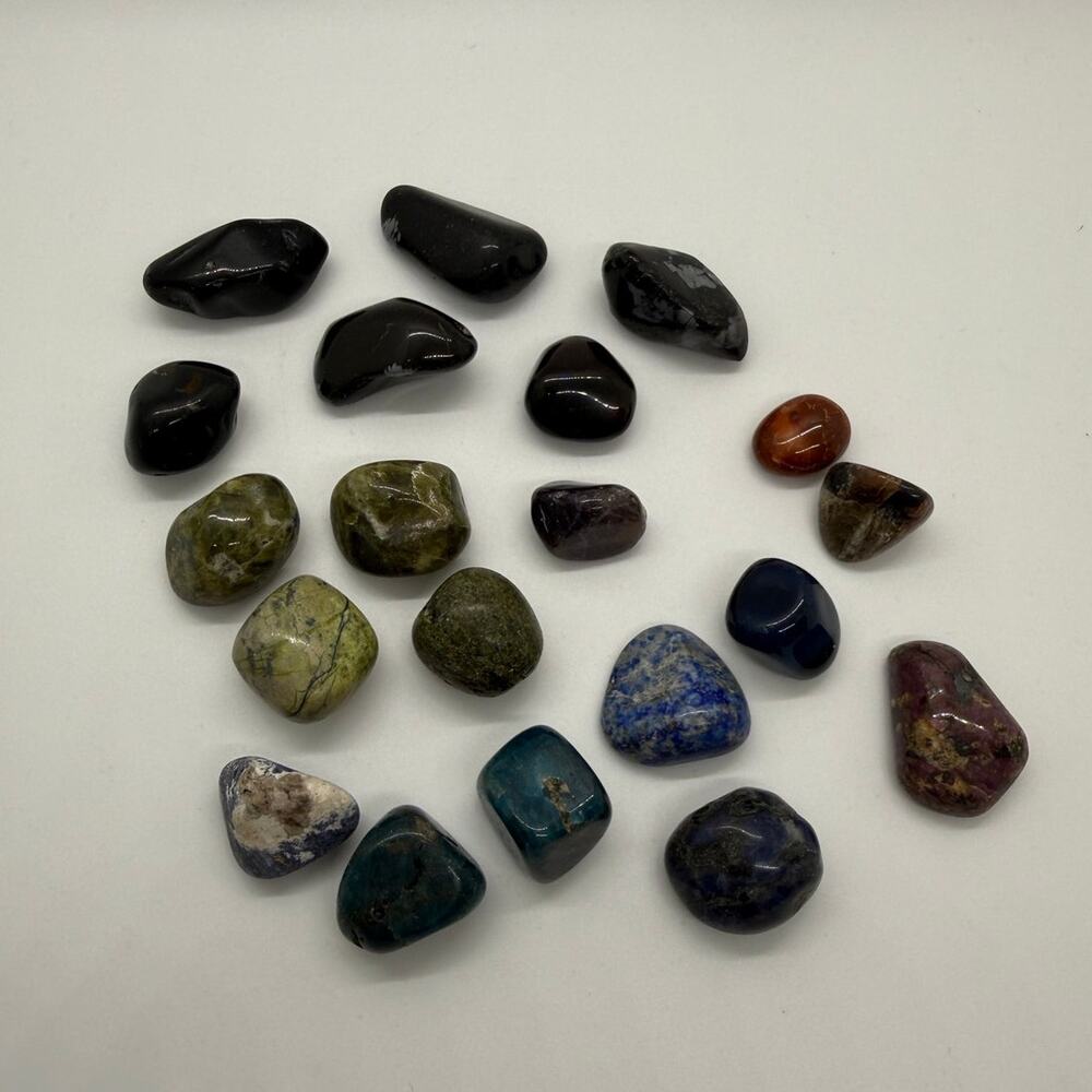 Lot Of Assorted Tumbled Healing Crystals And Polished Gemstones